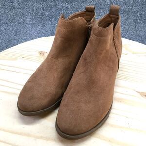 Ankle Boots . Size: 8 "TT" Core . Time and Tru . New w/ Tags